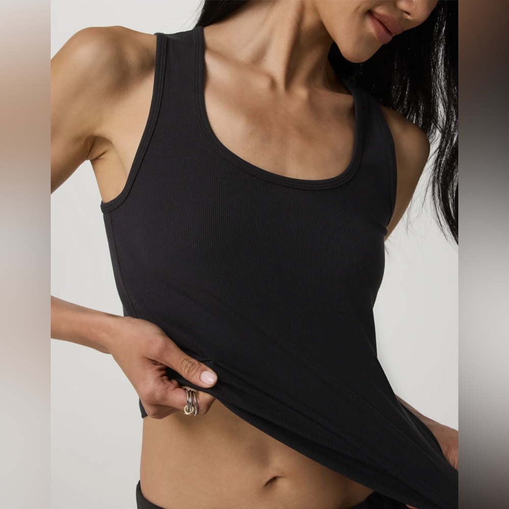 Vuori Pose Layering Tank